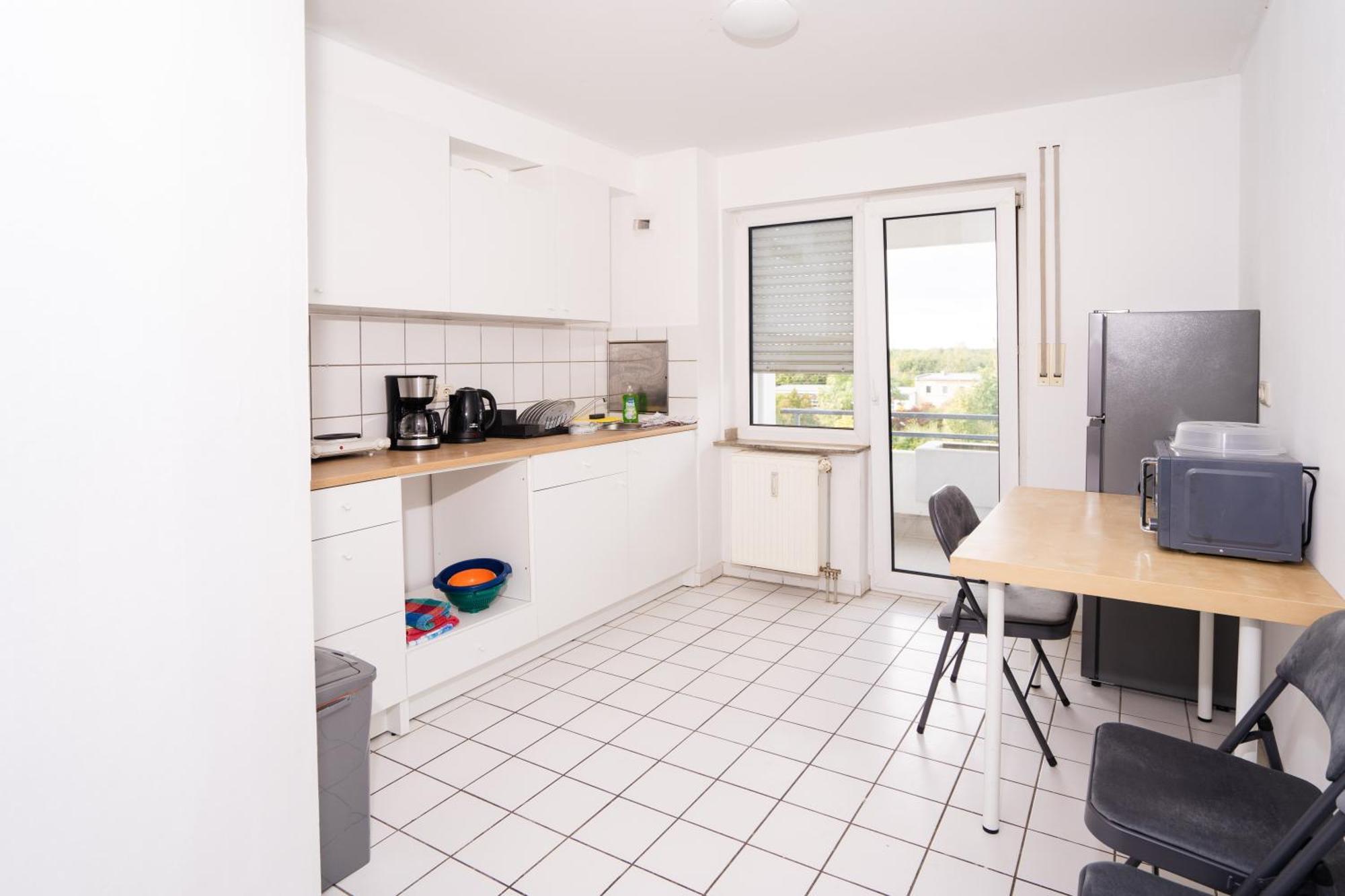 Apartamento Helle Unterkunft In Schkeuditz Exterior foto